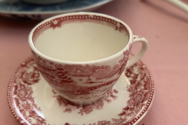 espresso kopje Alfred Meakin, decor Tonquin rood