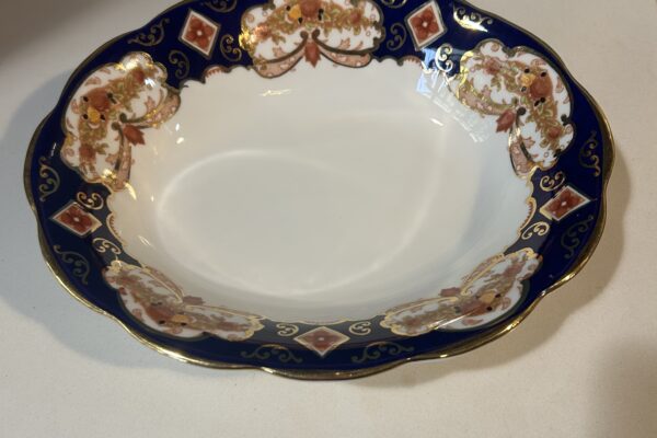 Ovaal diep schaaltje Royal Albert, decor Heirloom