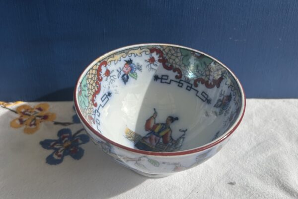 Klein kommetje op voetje, decor 'Timor' Petrus Regout, ca. 1836