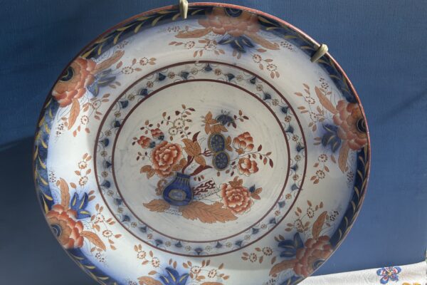 Groot antiek wandbord, decor 'Persian' Petrus Regout, ca. 1856