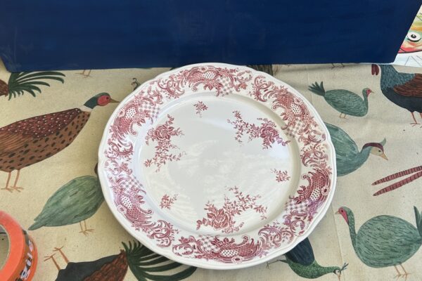 Groot rond bord Villeroy en Boch, decor Valeria rood