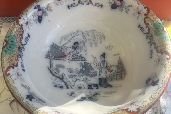 Lampetkan met schaal, decor 'Timor' Petrus Regout, ca. 1836
