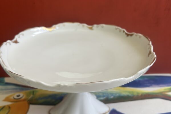 Antiek Rosenthal schaaltje op voet, decor Versailles