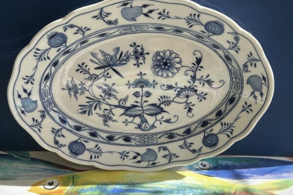 Grote ovale schaal decor Zwiebelmuster van Meissen