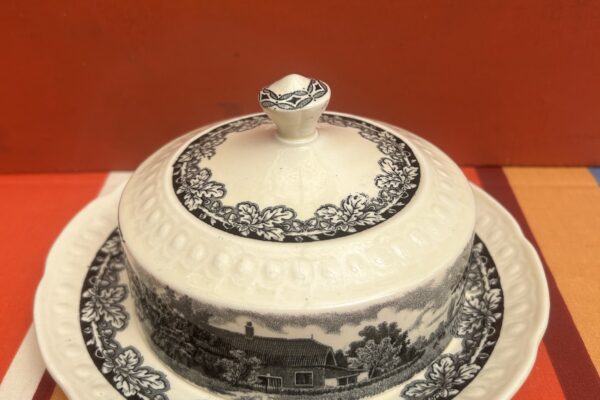 botervloot Societe Ceramique zwart decor Boerenhoeve