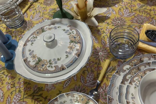 Compleet dinerservies voor 6 personen Royal Doulton, decor Temple Garden