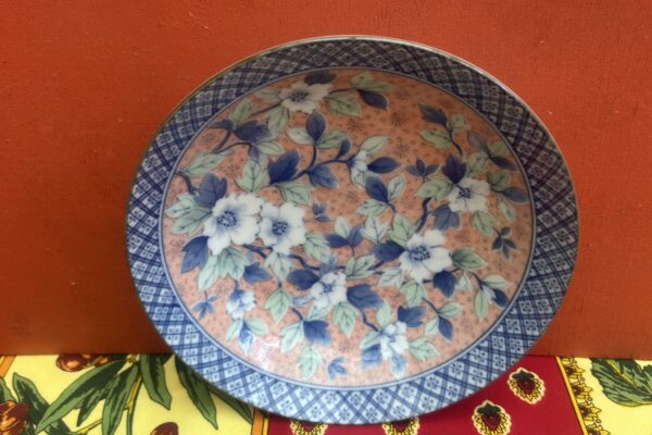 Japans schaaltje, blauw met roze