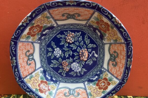 Japans bakje, blauw met oranje