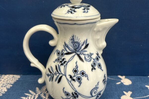 Koffiepotje Blue danube decor 'Zwiebelmuster'