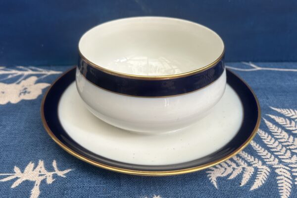 Sauskom met vaste schotel Hutschenreuther decor Olivia