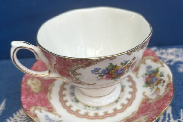 Herenkopje Royal Albert, decor Lady Carlyle