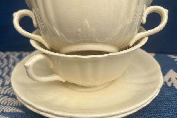 soepkop en schotel Mason's decor Creme met relief