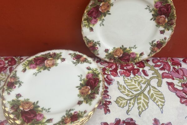 Gebaksbordje Royal Albert, Old Country roses