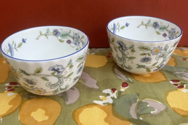 klein kommetje, Minton decor Haddon Hall blue