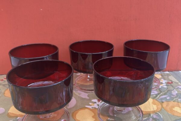 5 x toetjes glas op voet, rood