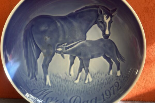 Moederdagbordje B & G paarden 1972